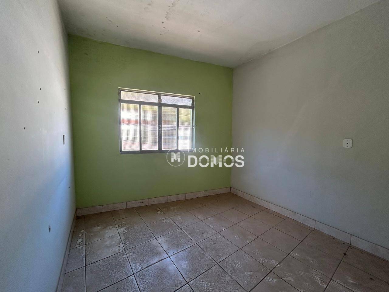 Casa à venda com 6 quartos, 230m² - Foto 11