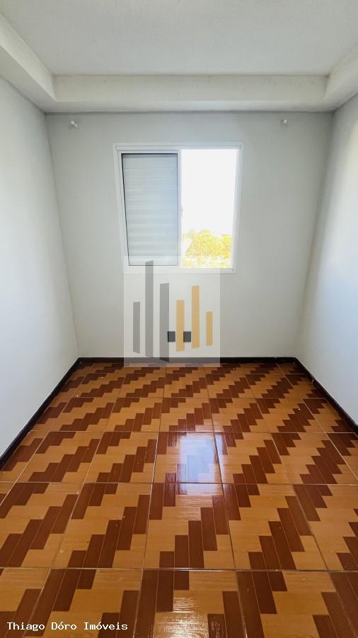 Apartamento para alugar com 2 quartos, 50m² - Foto 11