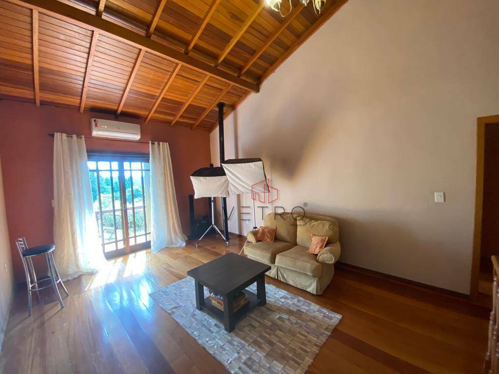 Casa à venda com 4 quartos, 280m² - Foto 16