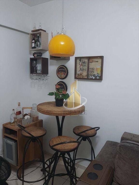 Apartamento à venda com 2 quartos, 60m² - Foto 4