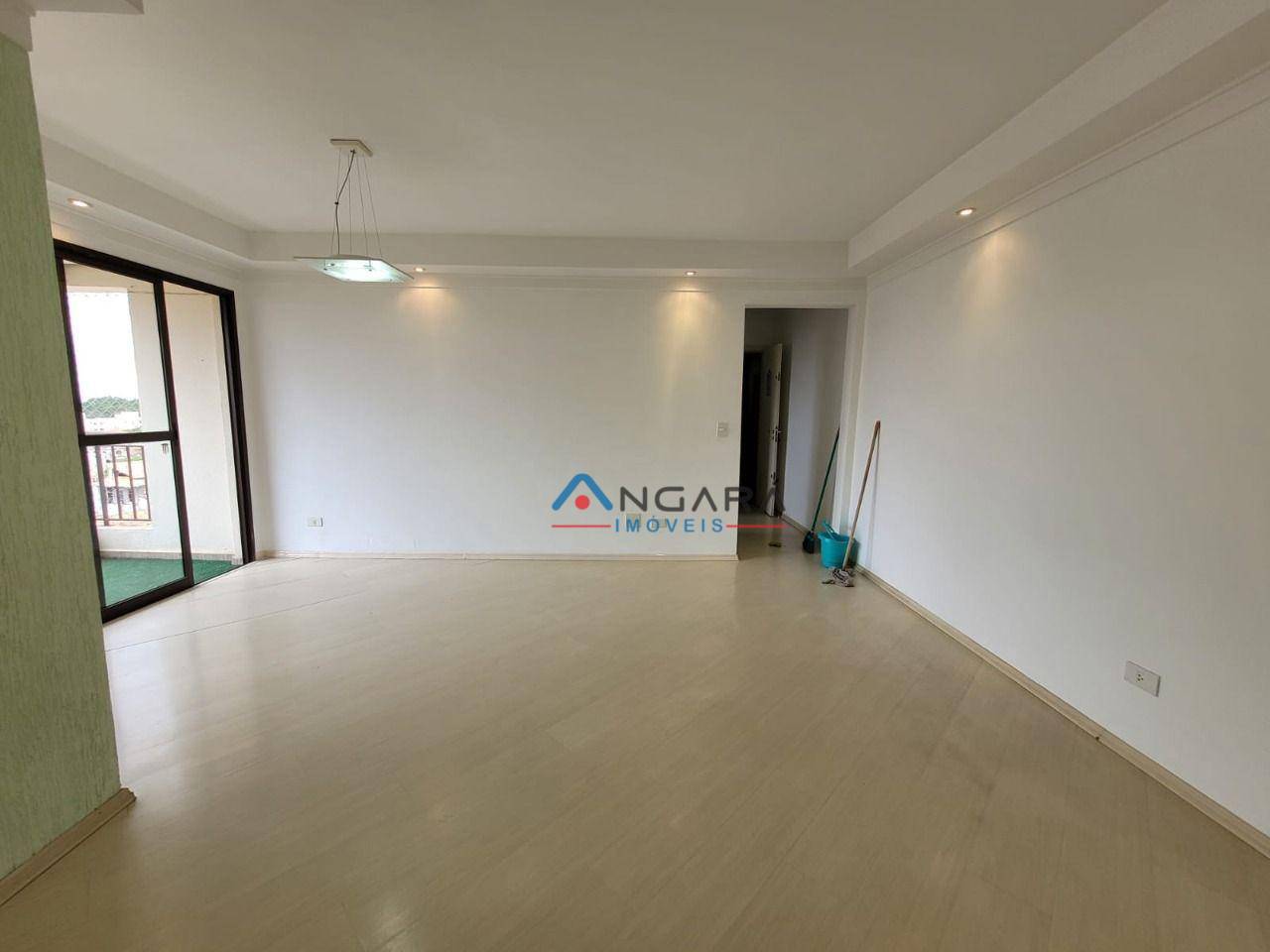 Apartamento à venda com 3 quartos, 97m² - Foto 35