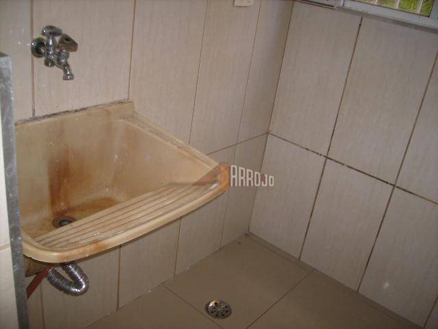 Apartamento à venda com 2 quartos, 45m² - Foto 11