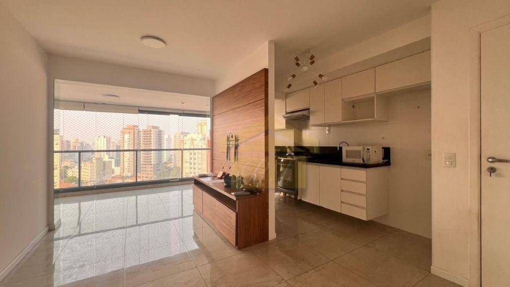 Apartamento para alugar com 2 quartos, 68m² - Foto 17