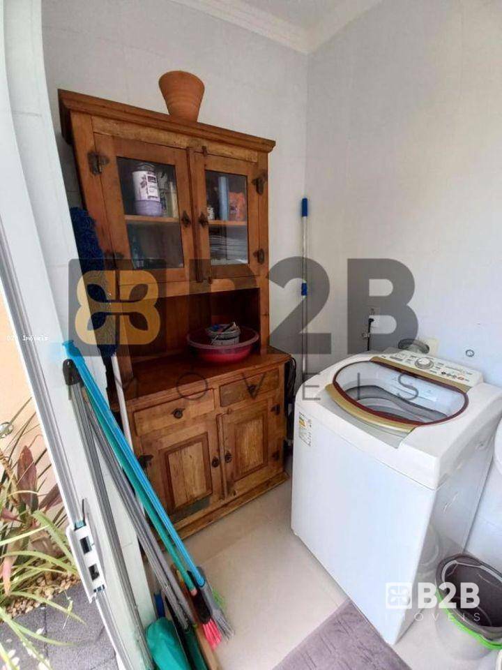Casa à venda com 3 quartos, 150m² - Foto 35