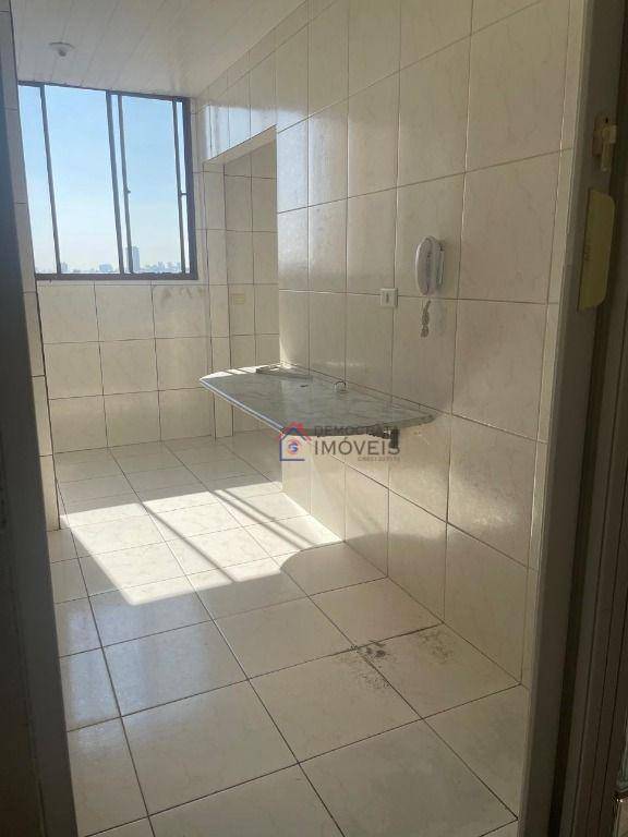 Apartamento à venda com 3 quartos, 70m² - Foto 4