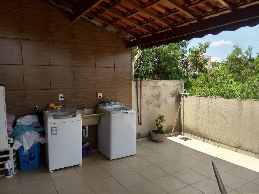 Sobrado à venda com 3 quartos, 180m² - Foto 18