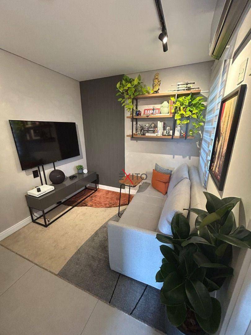 Apartamento à venda com 3 quartos, 119m² - Foto 1