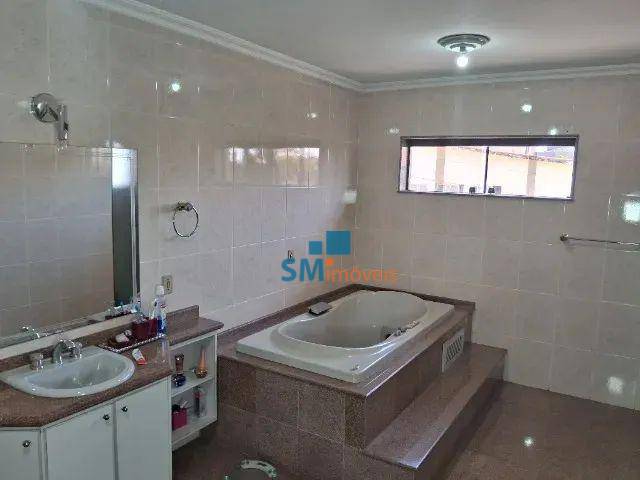 Sobrado à venda com 4 quartos, 380m² - Foto 15