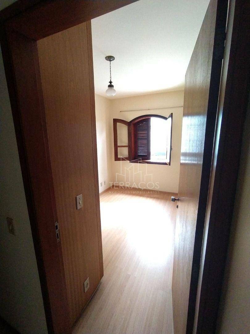 Casa à venda com 3 quartos, 143m² - Foto 7