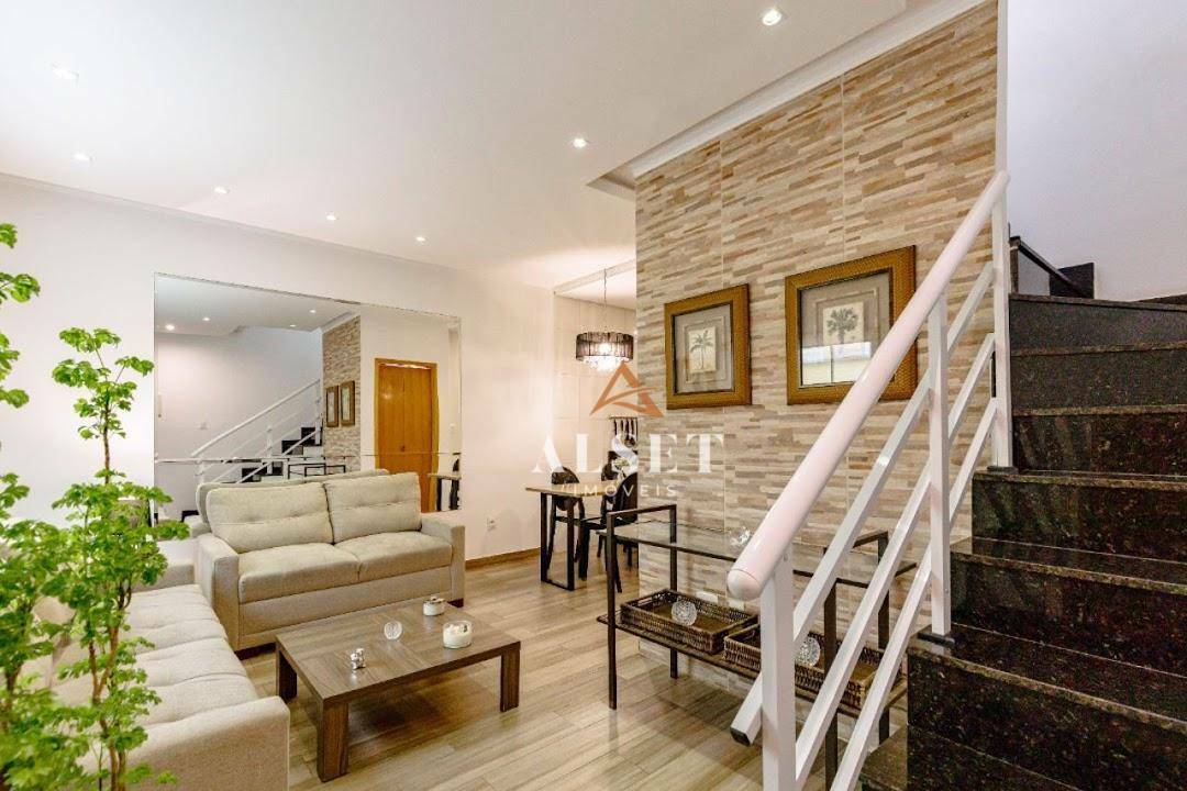 Casa de Condomínio à venda com 4 quartos, 118m² - Foto 2