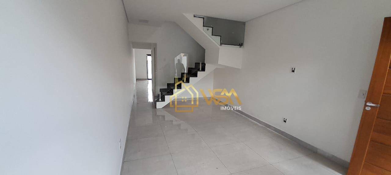 Casa à venda com 3 quartos, 150m² - Foto 2