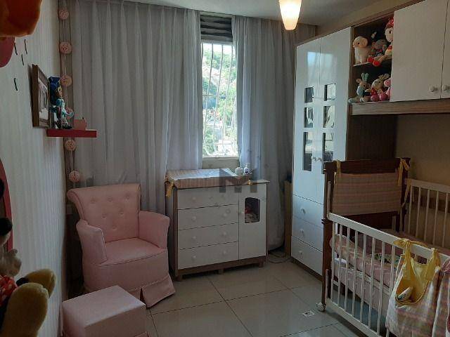 Apartamento à venda com 2 quartos, 70m² - Foto 1