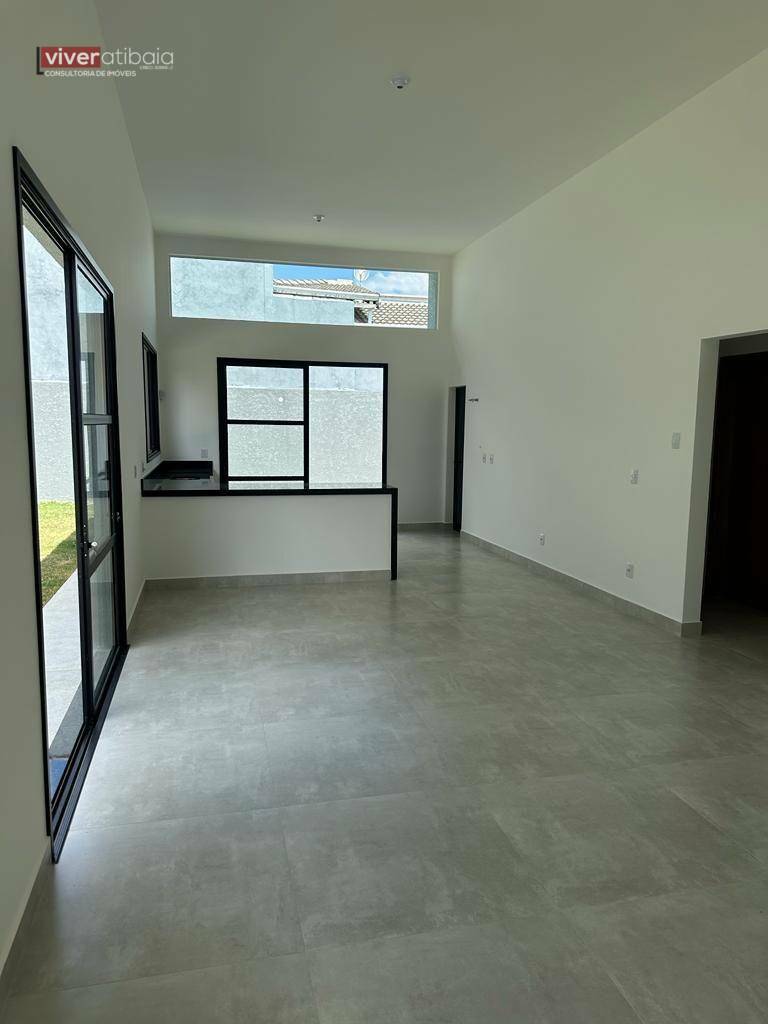 Casa para alugar com 3 quartos, 120m² - Foto 2