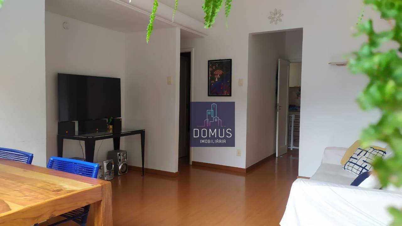 Apartamento à venda com 2 quartos, 71m² - Foto 1