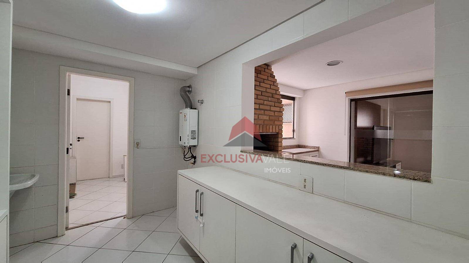 Apartamento à venda com 4 quartos, 220m² - Foto 31