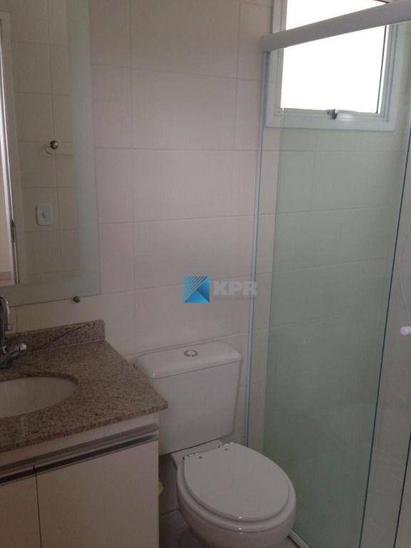 Apartamento para alugar com 2 quartos, 74m² - Foto 8