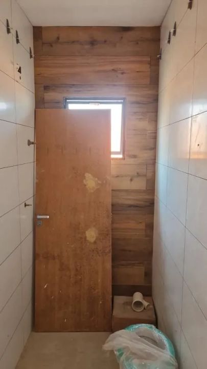 Casa à venda com 3 quartos, 99m² - Foto 7