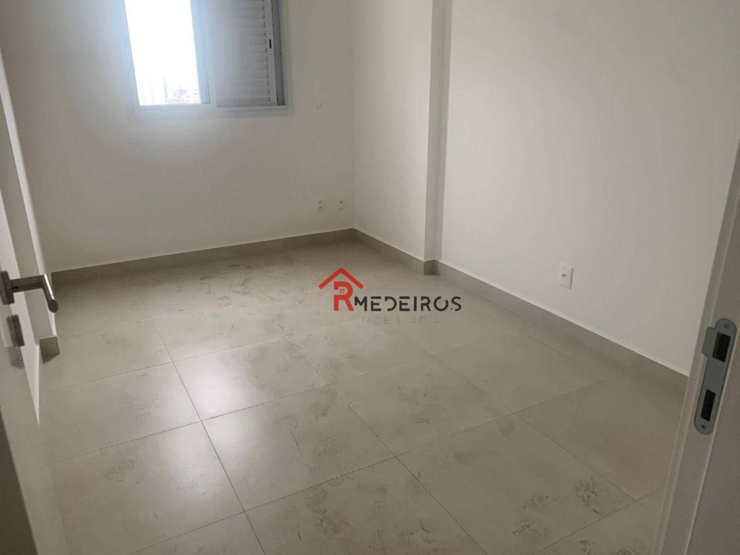 Apartamento à venda com 1 quarto, 57m² - Foto 18