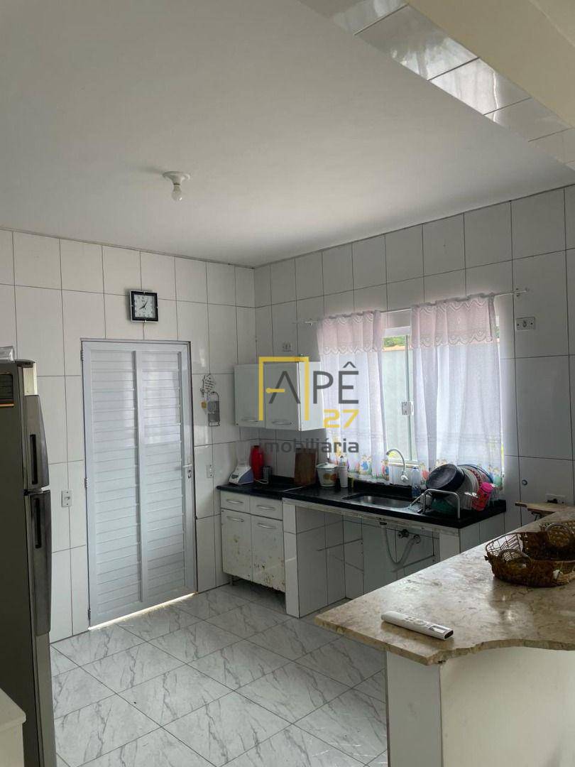 Casa à venda com 3 quartos, 200m² - Foto 19