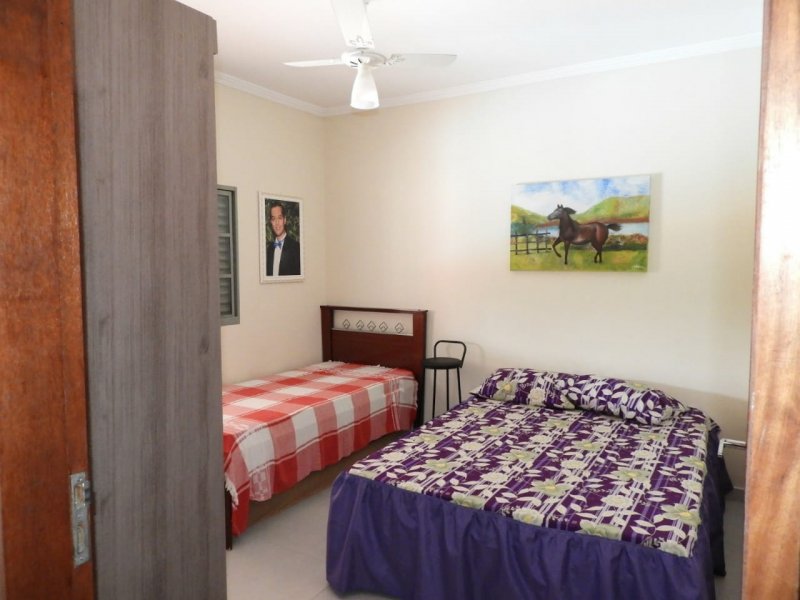 Chácara à venda com 3 quartos, 63m² - Foto 8