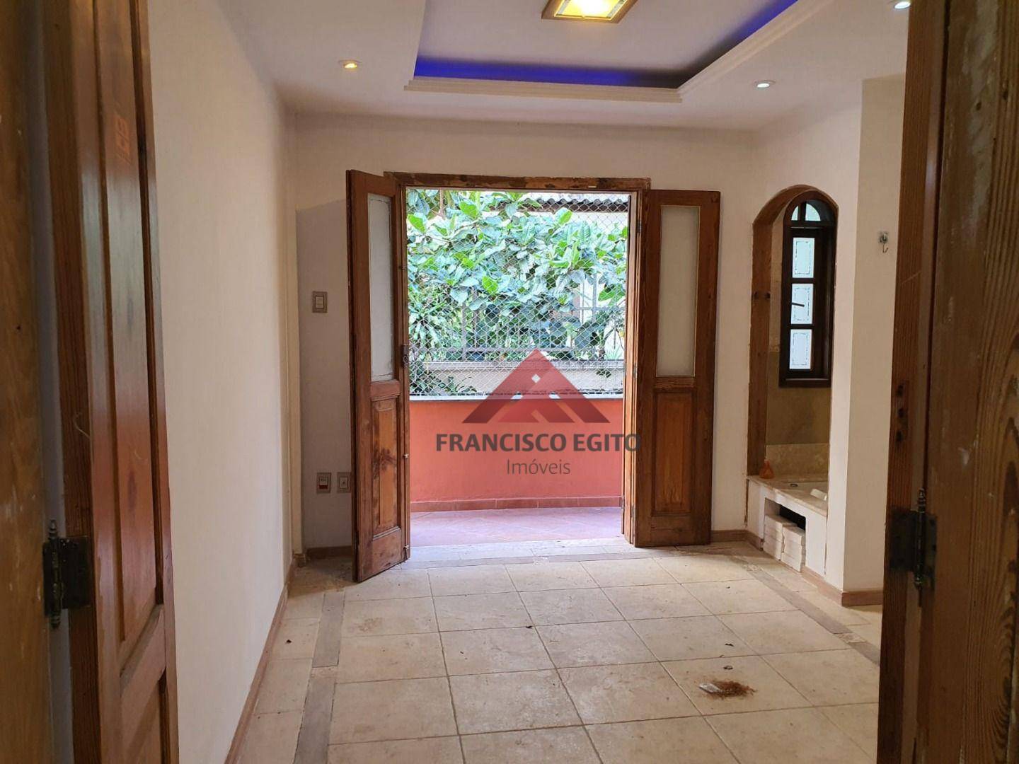 Casa à venda com 4 quartos, 240m² - Foto 10