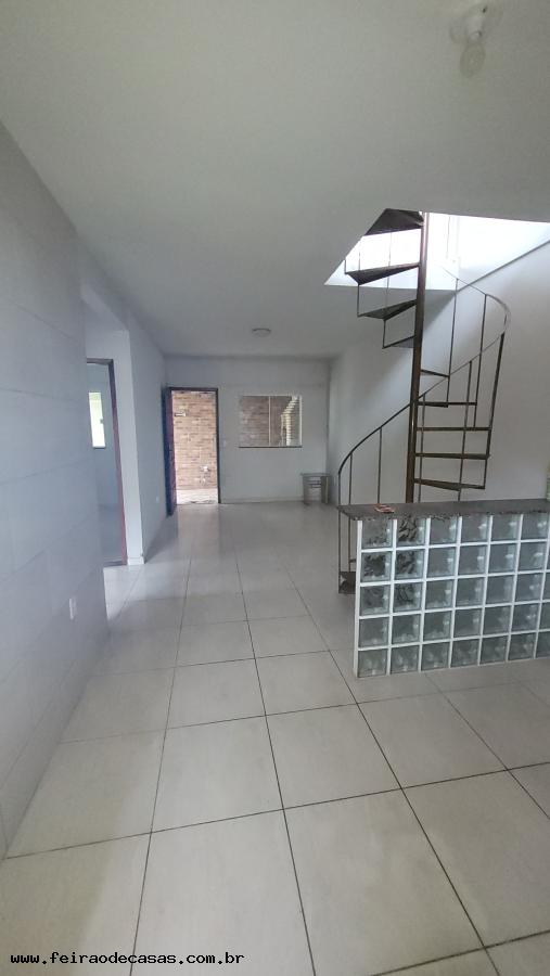 Casa à venda com 4 quartos, 130m² - Foto 13