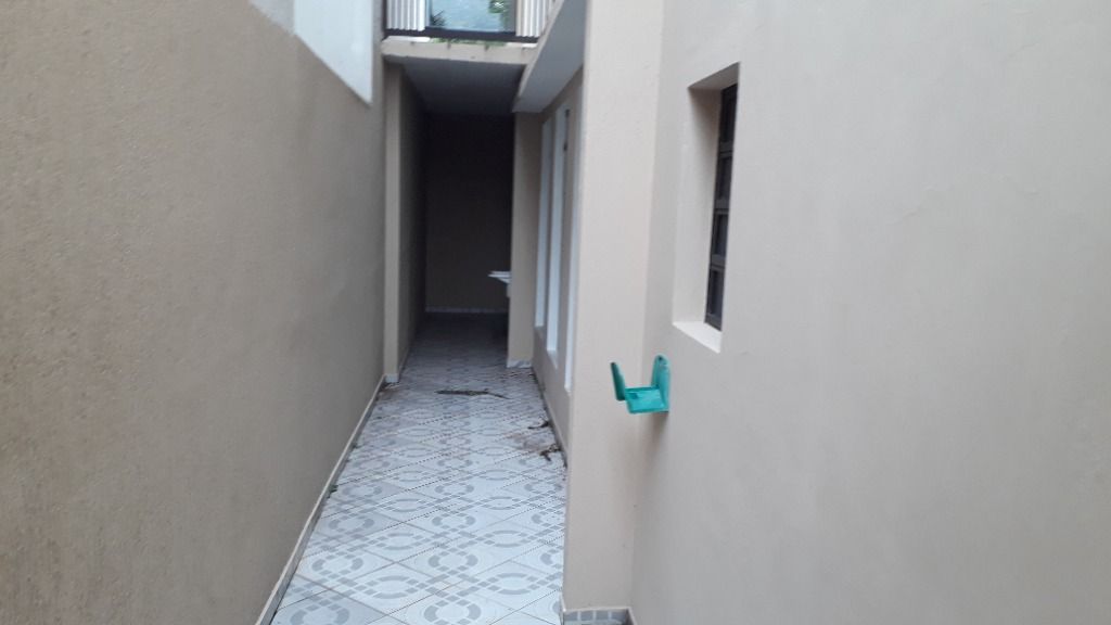 Sobrado à venda com 4 quartos, 230m² - Foto 45