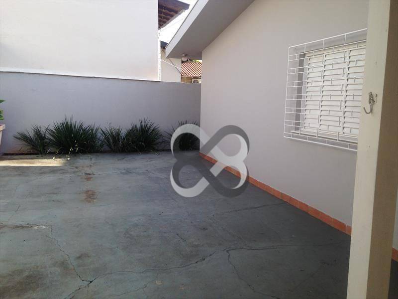 Casa para alugar com 3 quartos, 160m² - Foto 14
