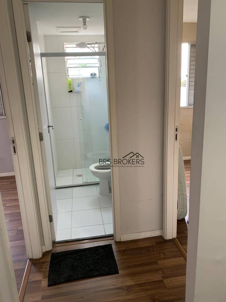 Apartamento à venda com 2 quartos, 42m² - Foto 8