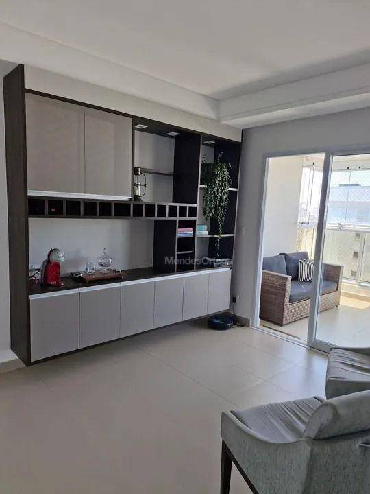 Apartamento à venda com 3 quartos, 167m² - Foto 4