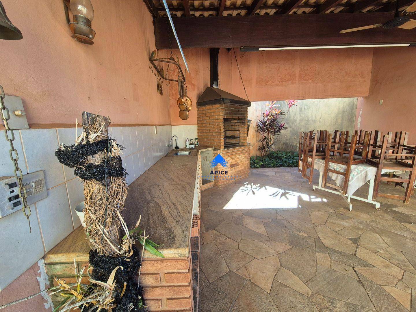 Sobrado para alugar com 4 quartos, 374m² - Foto 10