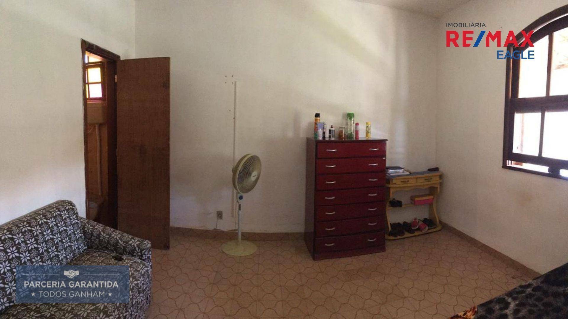 Chácara à venda com 5 quartos, 300m² - Foto 10