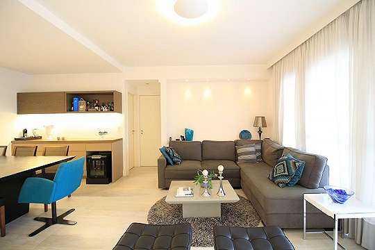 Apartamento à venda com 3 quartos, 110m² - Foto 1