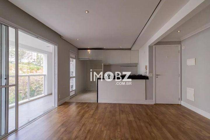 Apartamento à venda com 2 quartos, 67m² - Foto 3