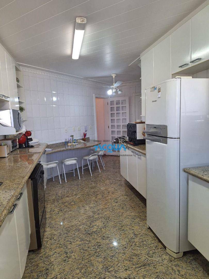 Apartamento à venda com 3 quartos, 160m² - Foto 8