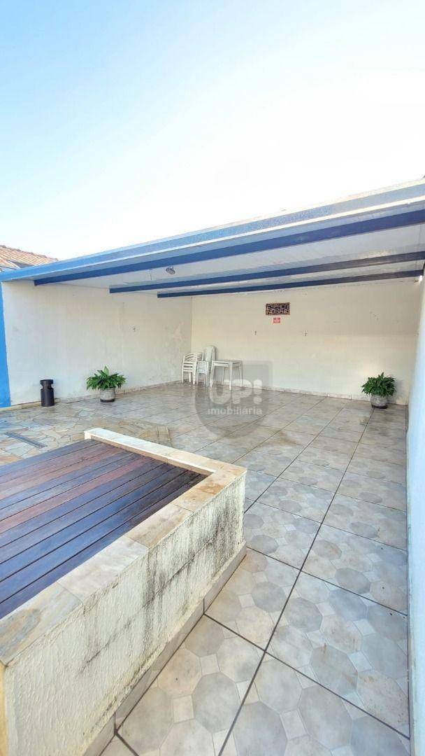 Casa à venda com 1 quarto, 30m² - Foto 3