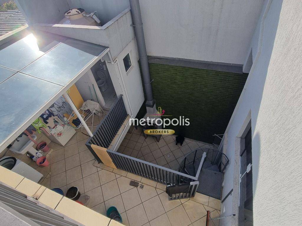 Sobrado à venda com 3 quartos, 318m² - Foto 30