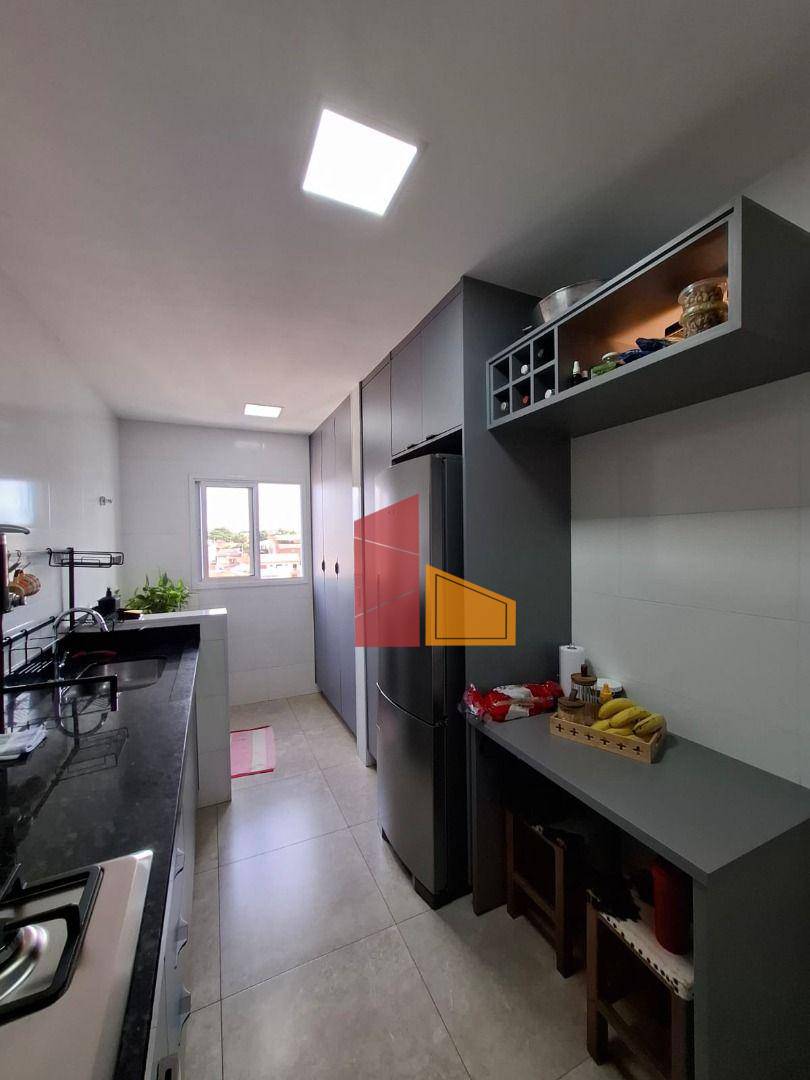 Apartamento à venda com 2 quartos, 92m² - Foto 1