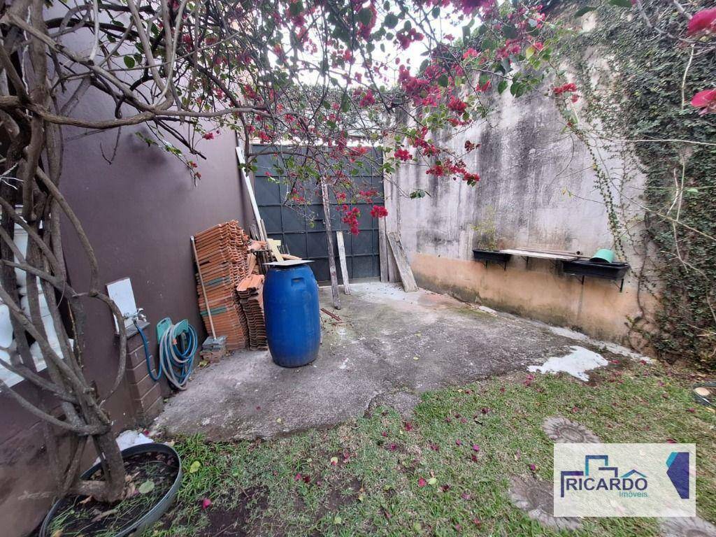 Sobrado à venda com 5 quartos, 380m² - Foto 36