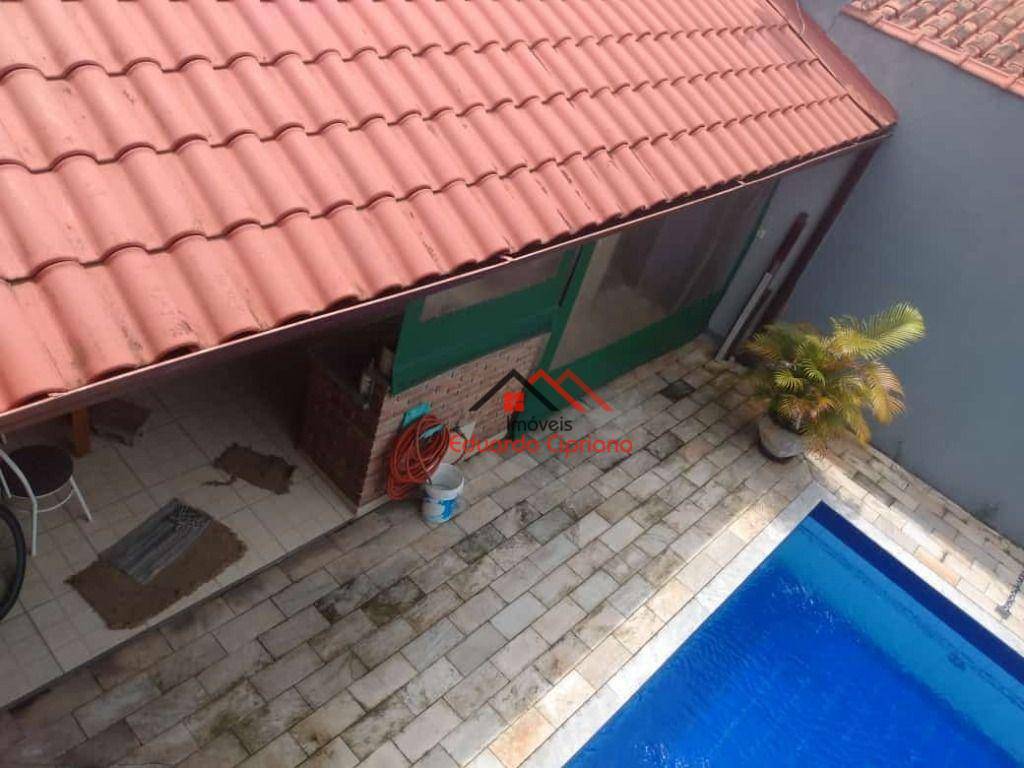 Sobrado, 3 quartos, 262 m² - Foto 5