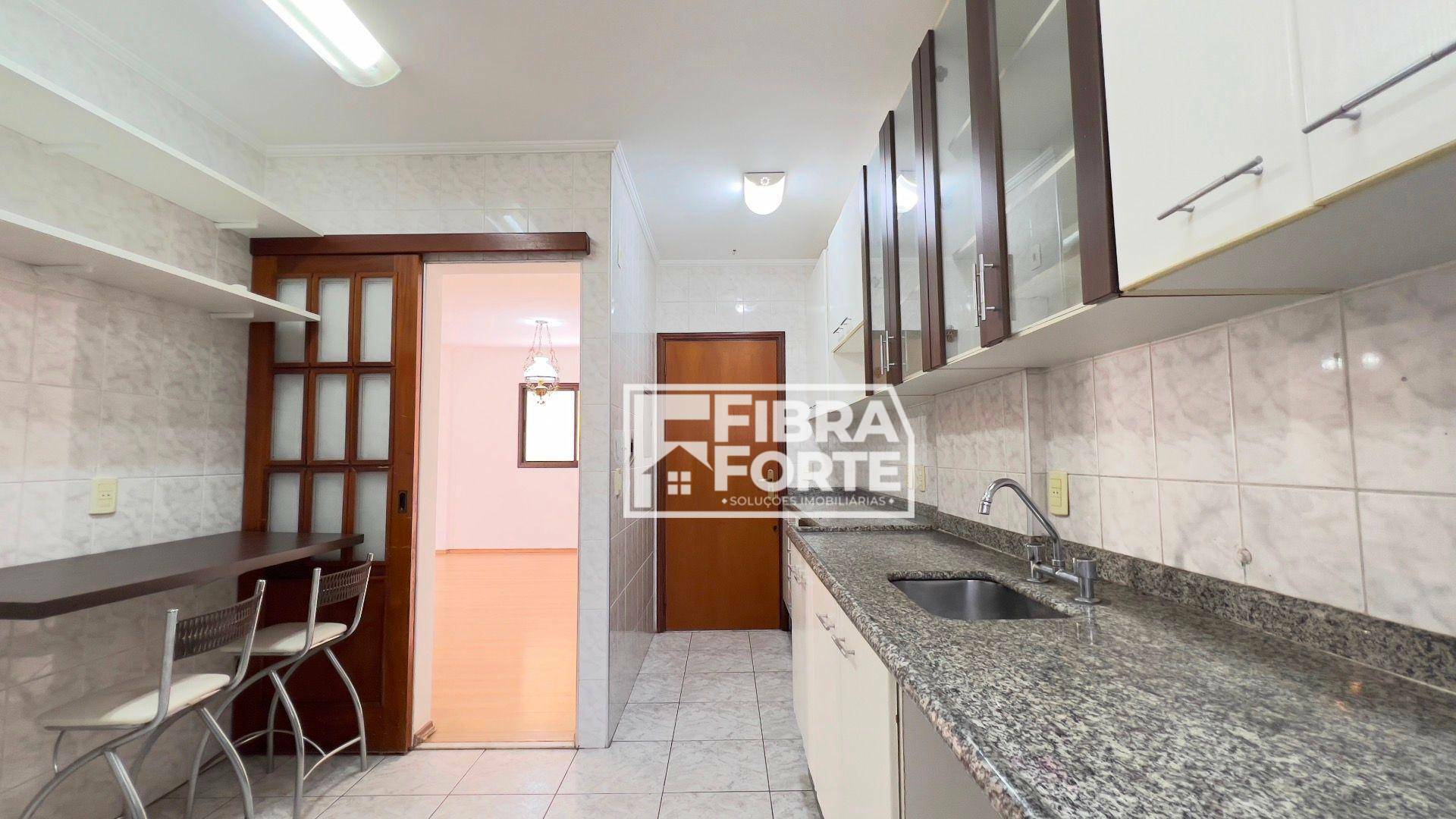 Apartamento à venda com 3 quartos, 117m² - Foto 13