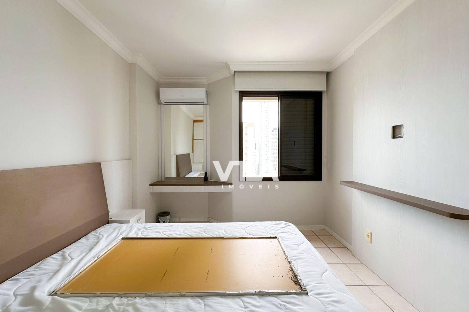 Apartamento à venda com 4 quartos, 280m² - Foto 33