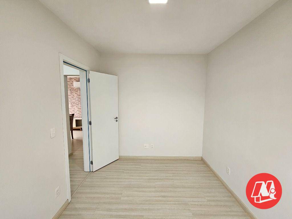 Apartamento à venda com 2 quartos, 69m² - Foto 18