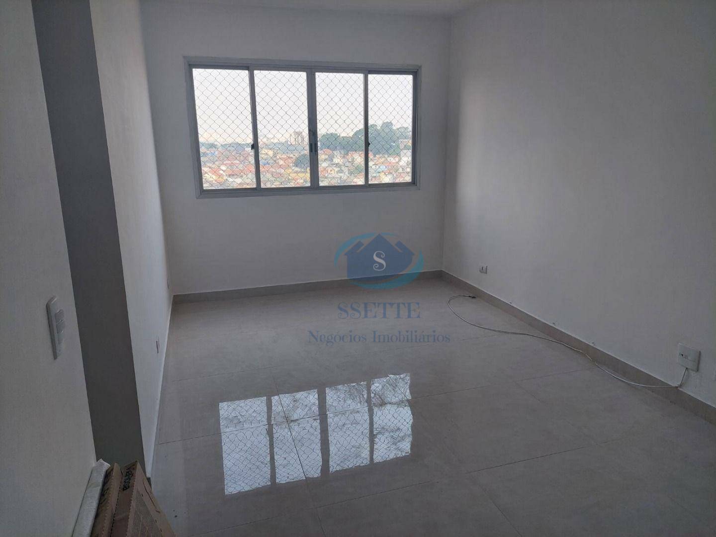 Apartamento para alugar com 2 quartos, 55m² - Foto 2