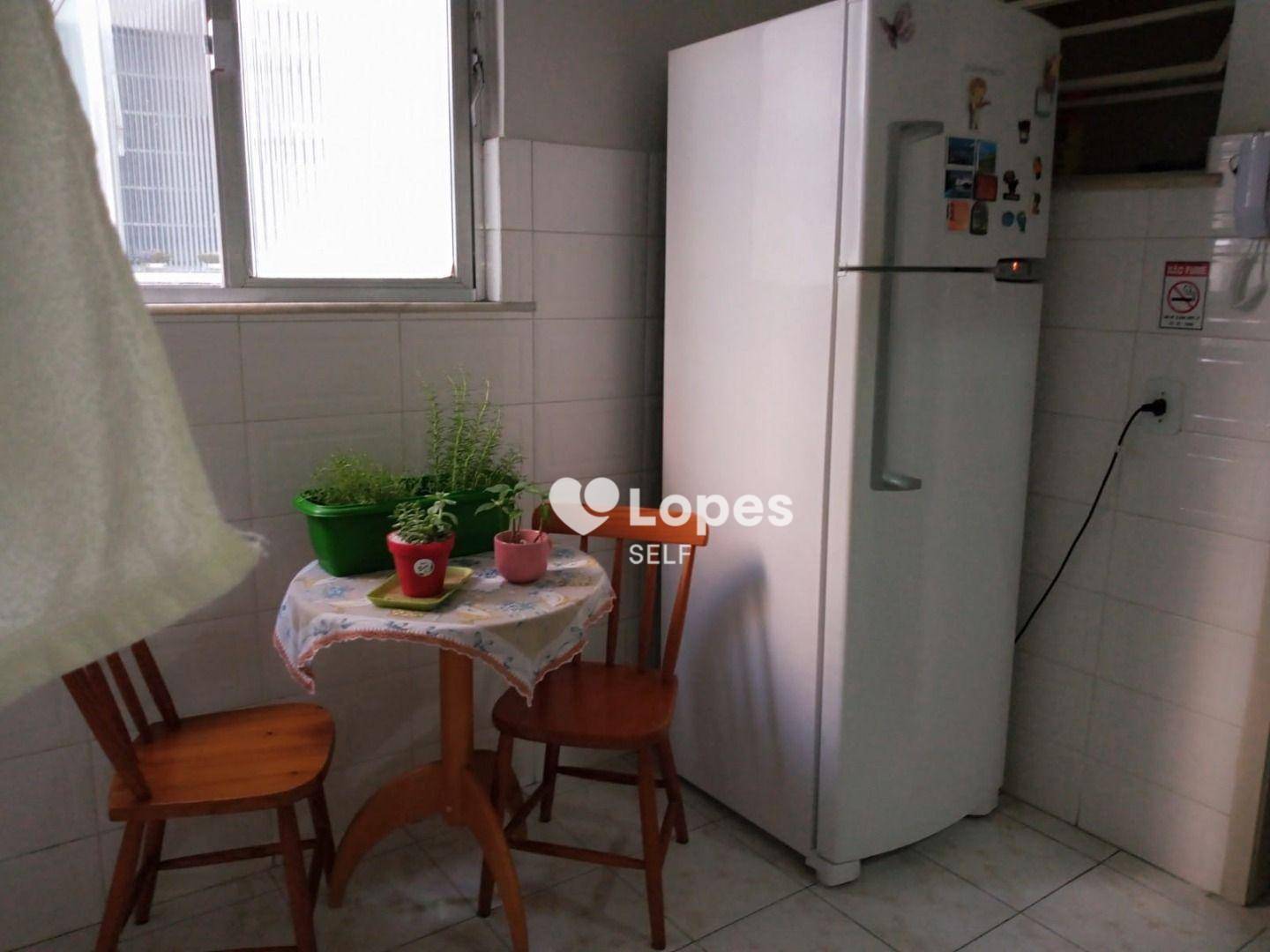 Apartamento à venda com 2 quartos, 75m² - Foto 5