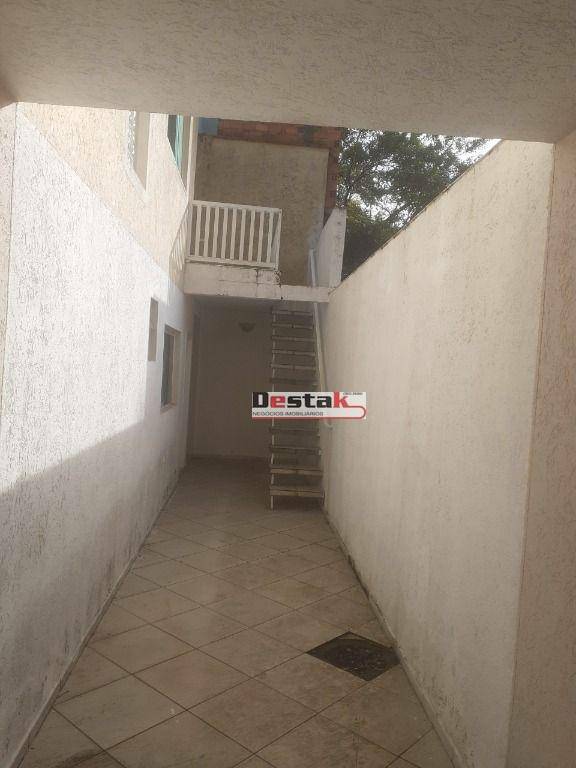 Sobrado à venda com 2 quartos, 130m² - Foto 20