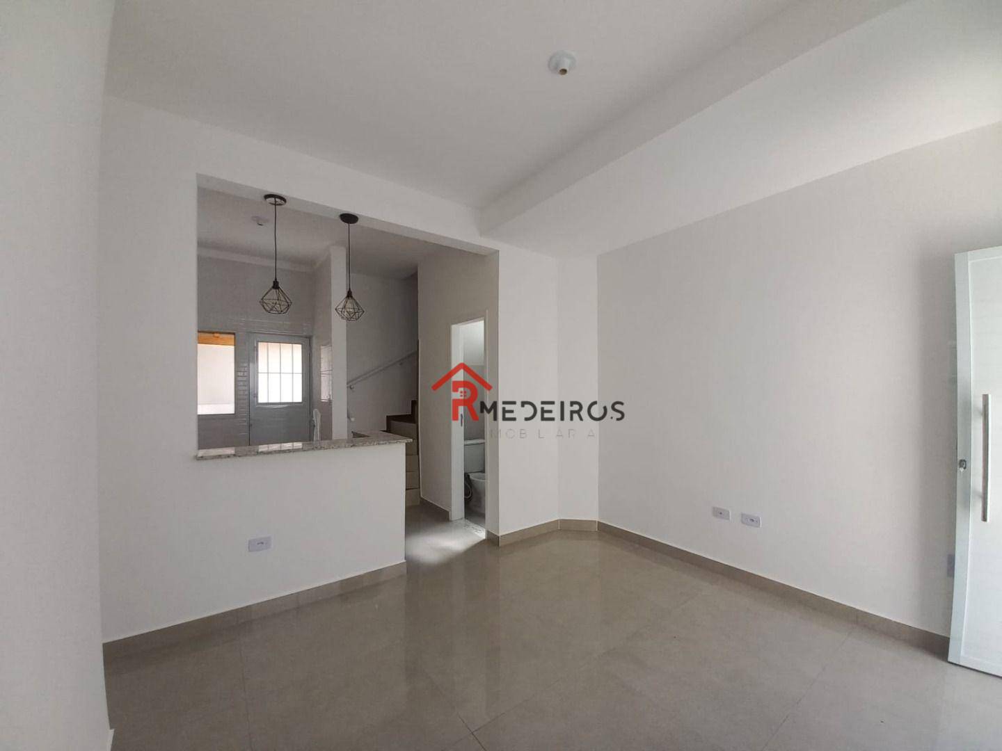 Sobrado à venda com 2 quartos, 57m² - Foto 2