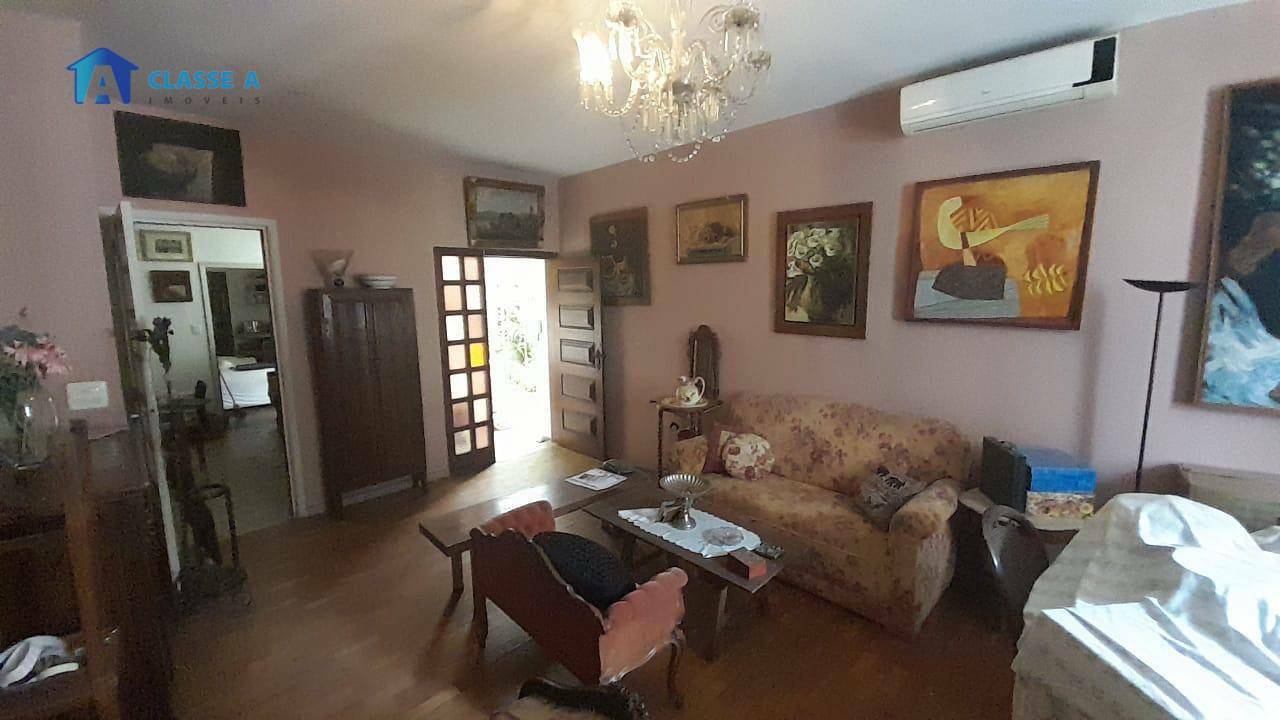 Casa à venda com 3 quartos, 200m² - Foto 40