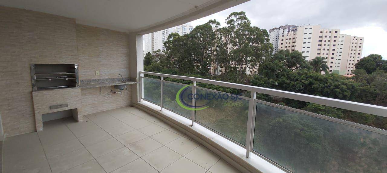 Apartamento à venda com 3 quartos, 114m² - Foto 1