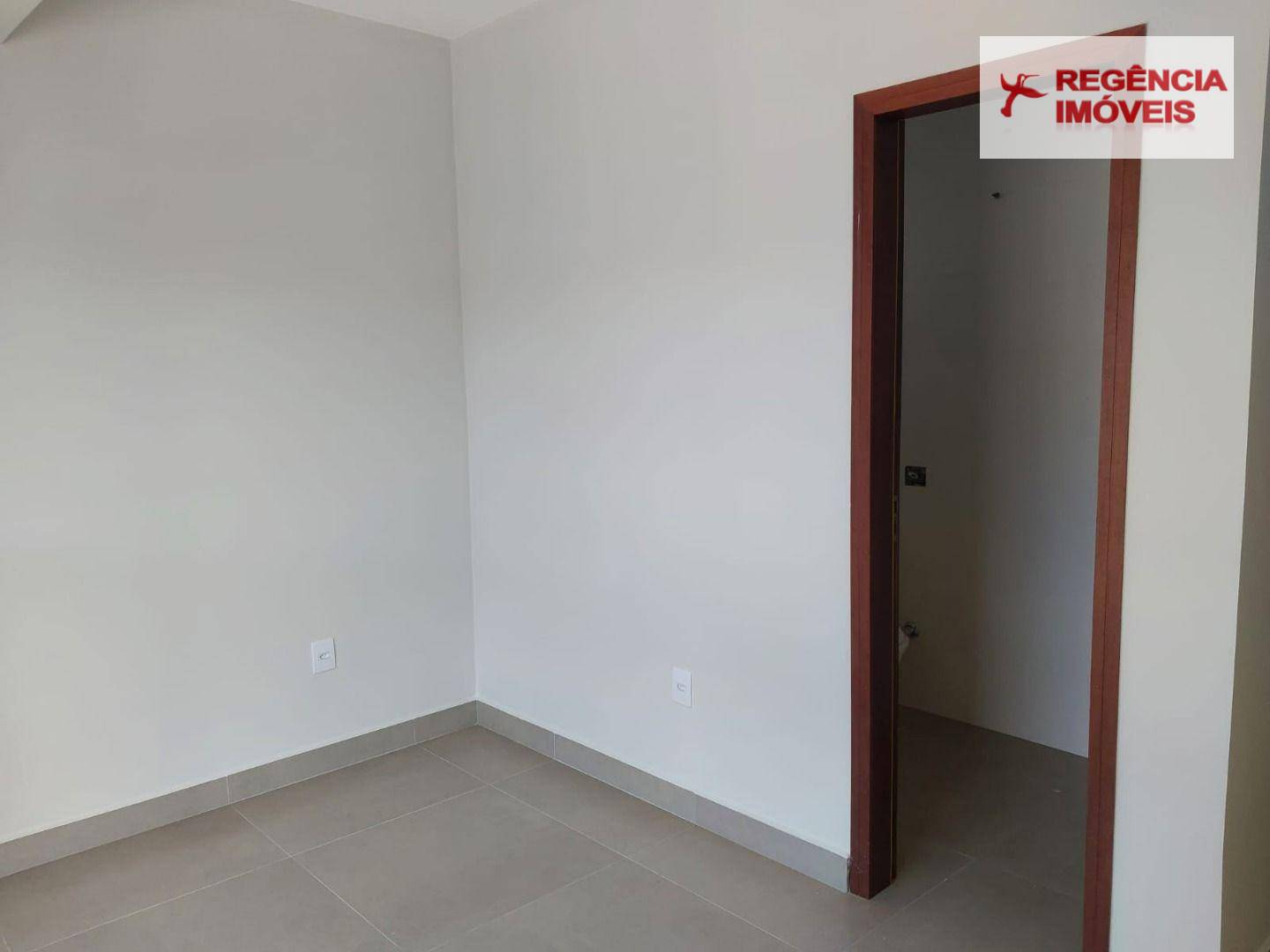 Apartamento à venda com 3 quartos, 95m² - Foto 30